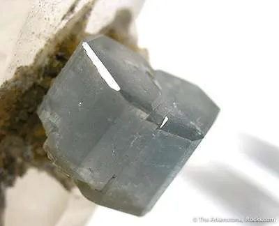 Apatite on Quartz With Siderite - image 2