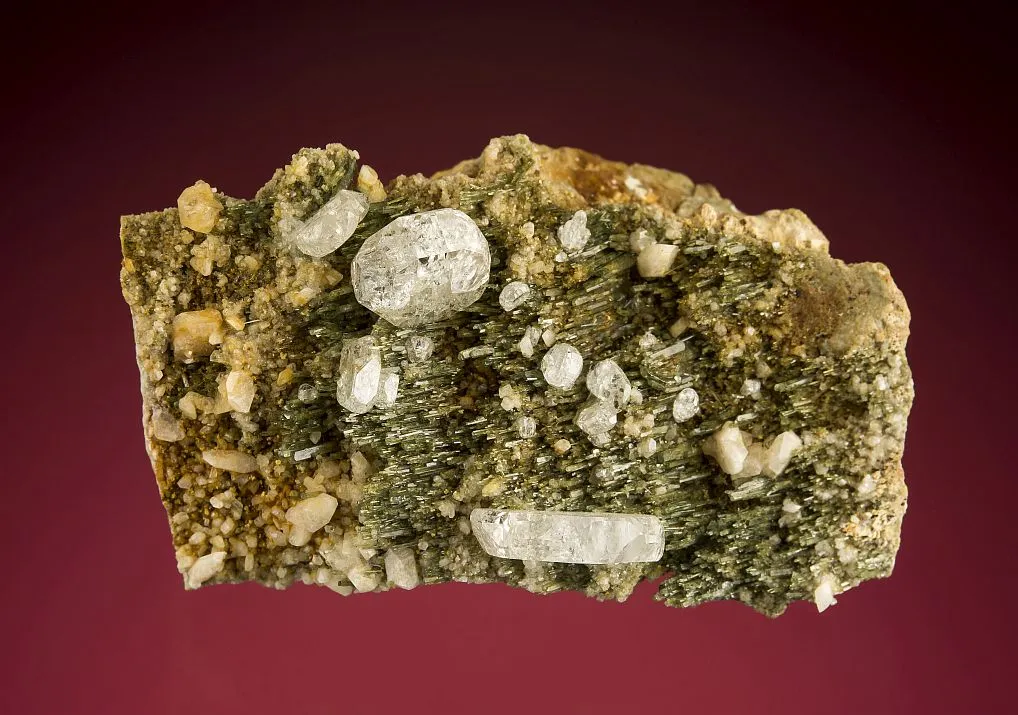 Apatite with Clinozoisite image