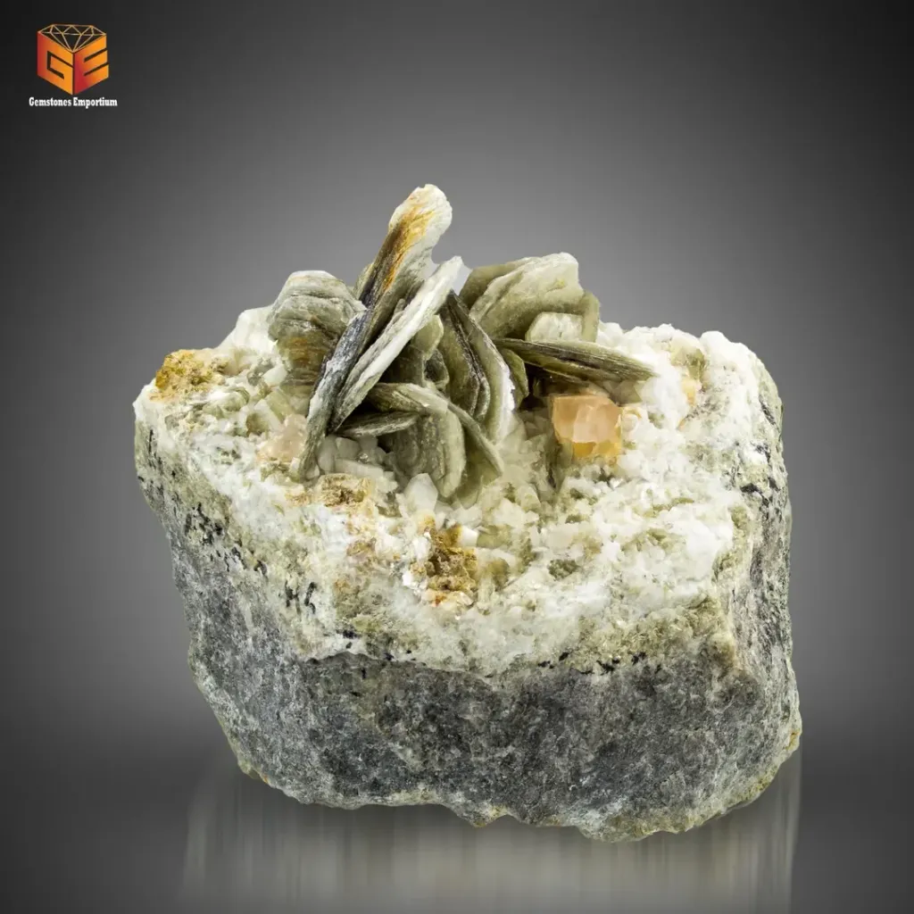 Apatite with Muscovite - image 2
