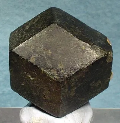 Aphrosiderite, Almandine image