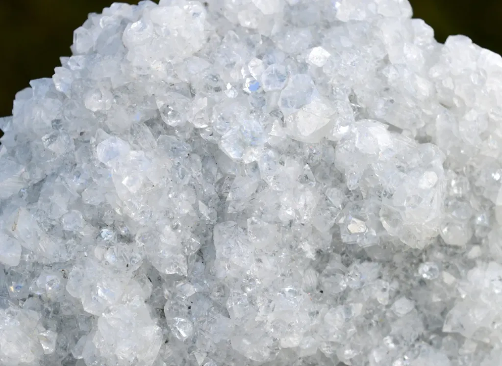 Apophyllite - 1760 grams - Pune District, Maharashtra, India - image 2