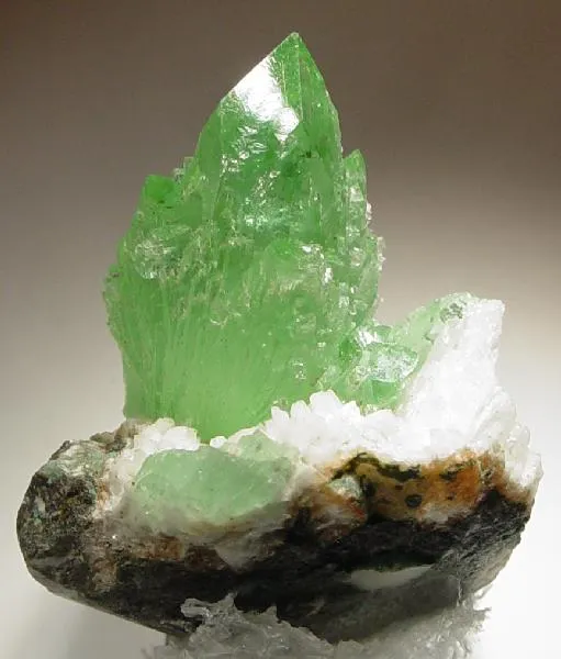 Apophyllite image
