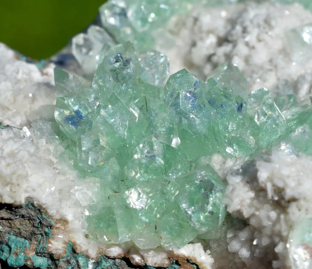 Apophyllite and Stilbite - 1214 grams - Jalgaon District, Maharashtra, India - image 5