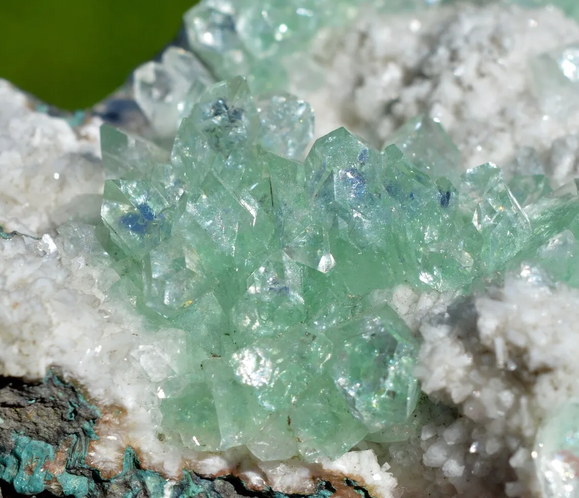 Apophyllite and Stilbite - 1214 grams - Jalgaon District, Maharashtra, India - image 5