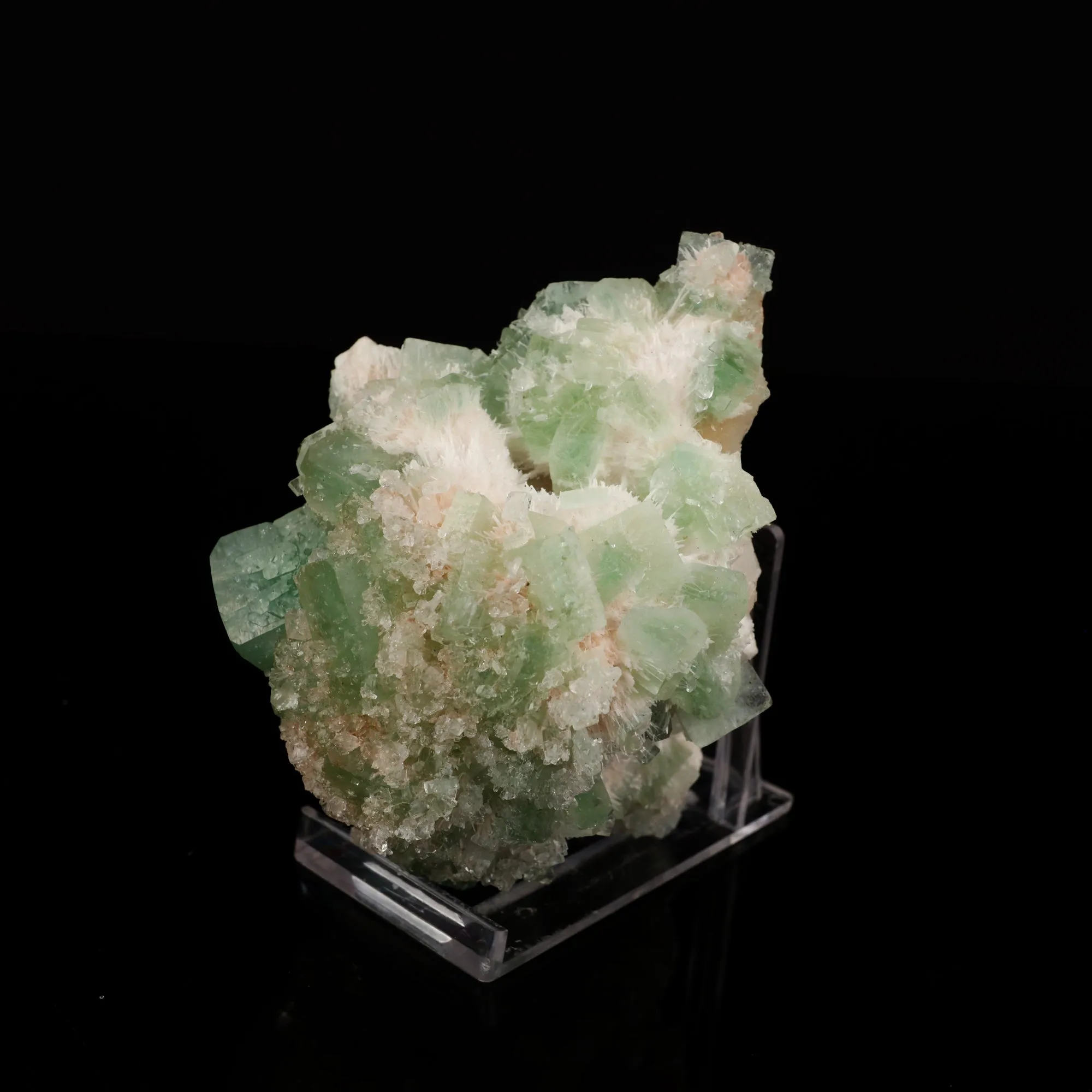 Apophyllite Cubes green Natural Mineral Specimen - image 3