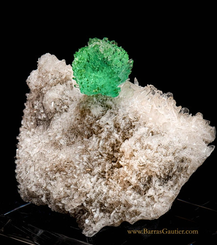 Apophyllite from Ahmednagar District, Nashik Division, Maharashtra, India image