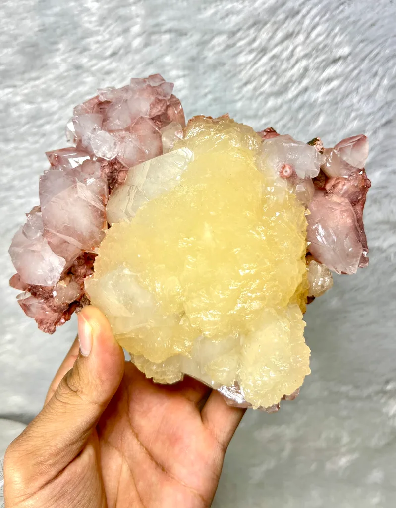 Apophyllite from Aurangabad District, Aurangabad Division, Maharashtra, India - image 4