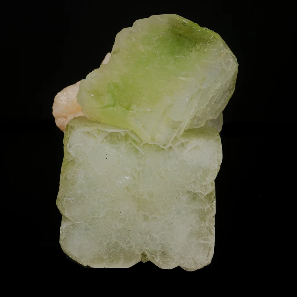 Apophyllite from India image