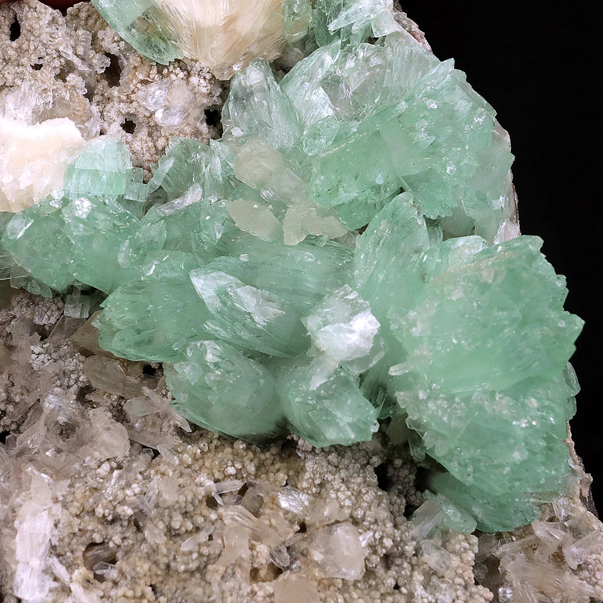 Apophyllite Green Crystal with Stilbite Natural Mineral Specimen - image 4