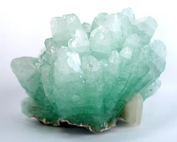 Apophyllite-(Kf) image