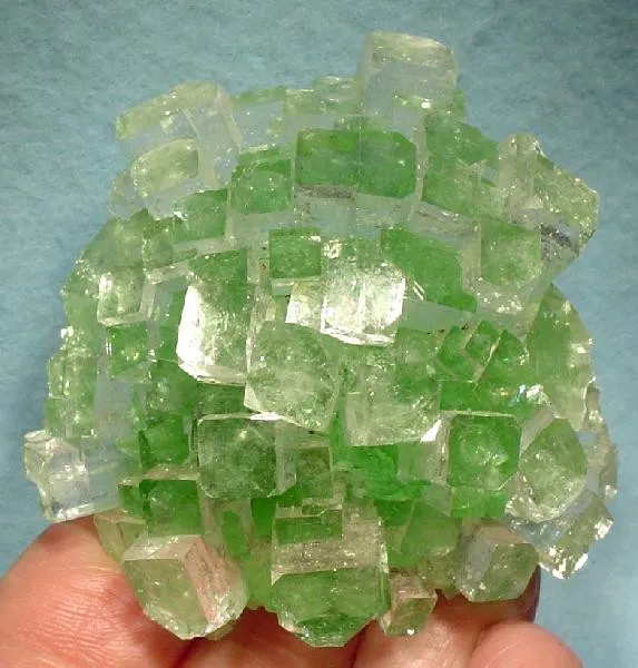 Apophyllite-(Kf) image