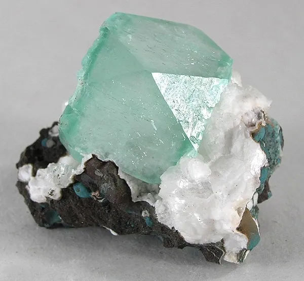 Apophyllite-(Kf) - image 1