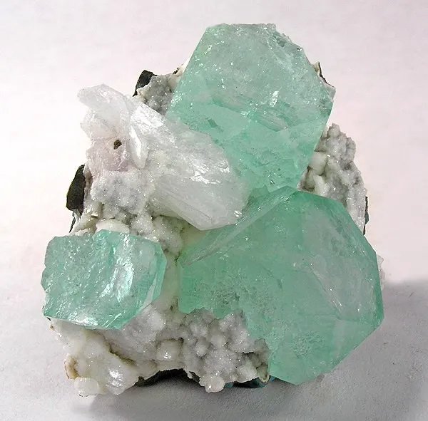 Apophyllite-(Kf) image
