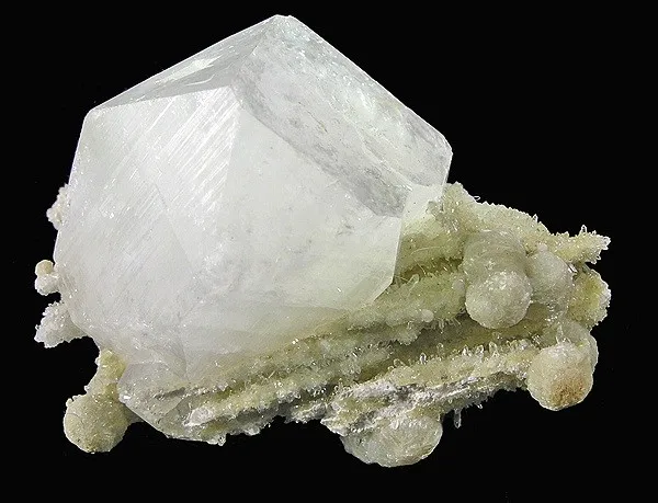 Apophyllite-(Kf), Gyrolite image