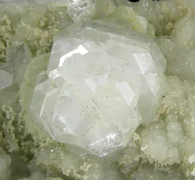 Apophyllite-(Kf), Prehnite - image 2