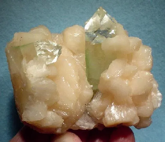 Apophyllite-(Kf), Stilbite-Ca image