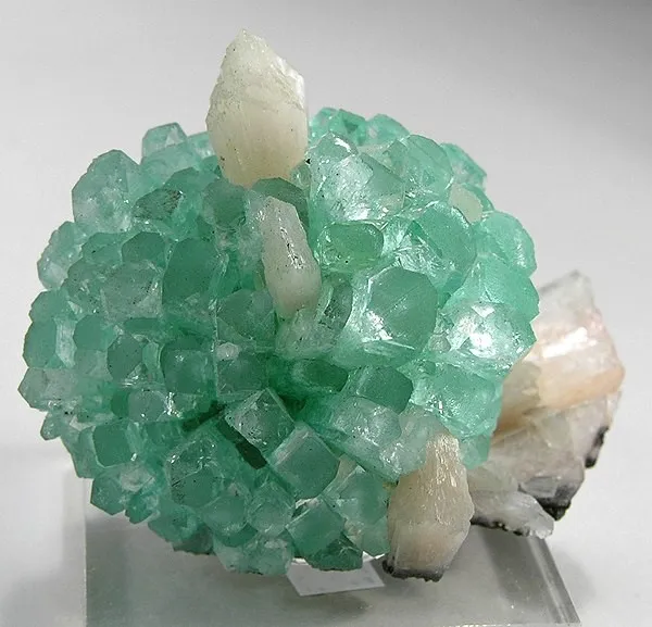 Apophyllite-(Kf), Stilbite-Ca image
