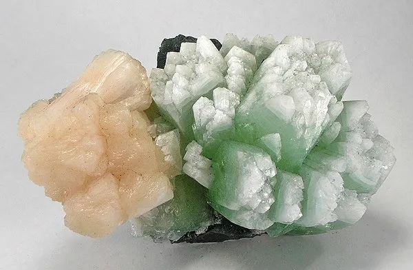Apophyllite-(Kf), Stilbite-Ca image