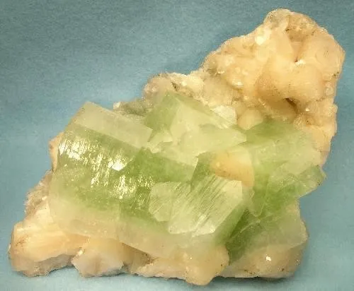 Apophyllite-(Kf), Stilbite-Ca image