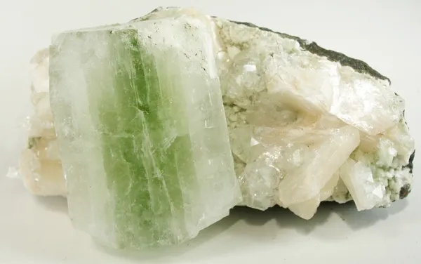 Apophyllite-(Kf), Stilbite-Ca - image 1