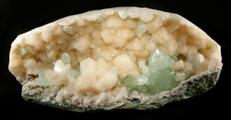 Apophyllite-(Kf), Stilbite-Ca image