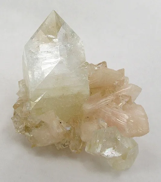 Apophyllite-(Kf), Stilbite-Ca image