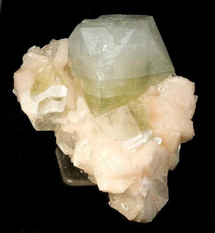 Apophyllite-(Kf), Stilbite-Ca image