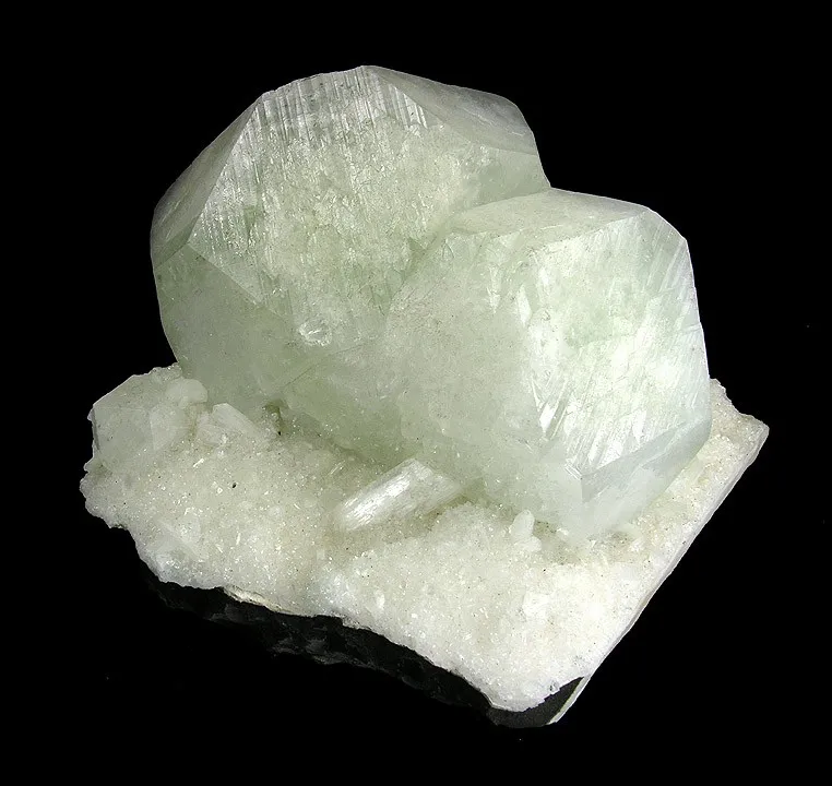 Apophyllite-(Kf), Stilbite-Ca image