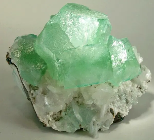 Apophyllite-(Kf), Stilbite-Ca - image 2