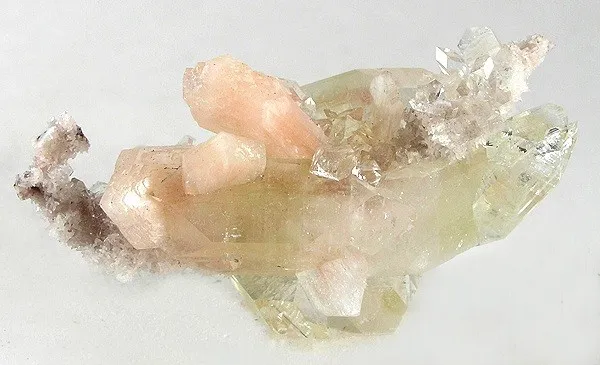 Apophyllite-(Kf), Stilbite-Ca - image 1