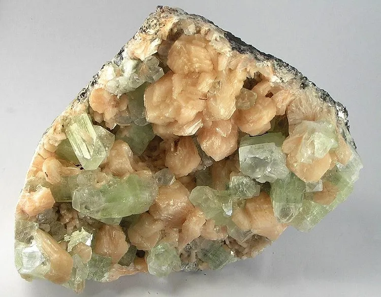 Apophyllite-(Kf), Stilbite-Ca image