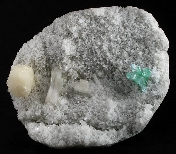Apophyllite-(Kf), Stilbite-Ca, Heulandite-Ca, Quartz image
