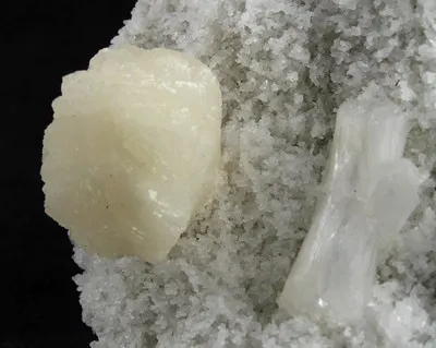 Apophyllite-(Kf), Stilbite-Ca, Heulandite-Ca, Quartz - image 2