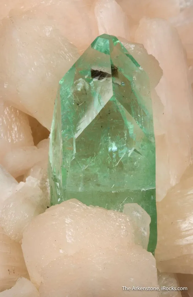 Apophyllite on Stilbite - image 4