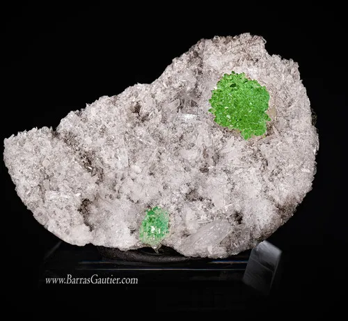 Apophyllite on Stilbite image