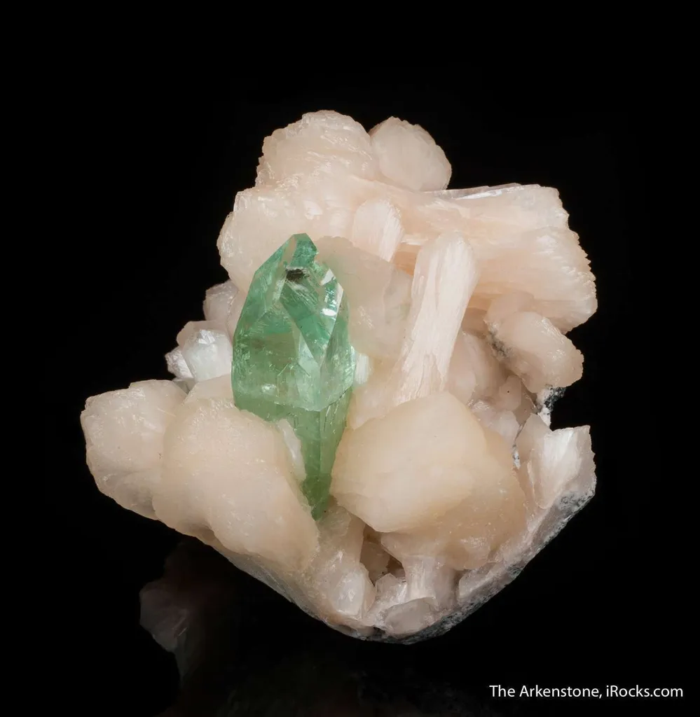 Apophyllite on Stilbite image