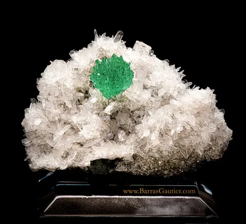 Apophyllite on Stilbite - image 2