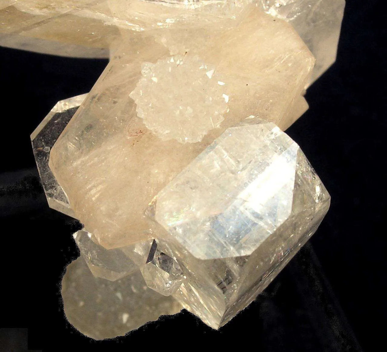 Apophyllite, Stilbite, and Chalcedony - image 3