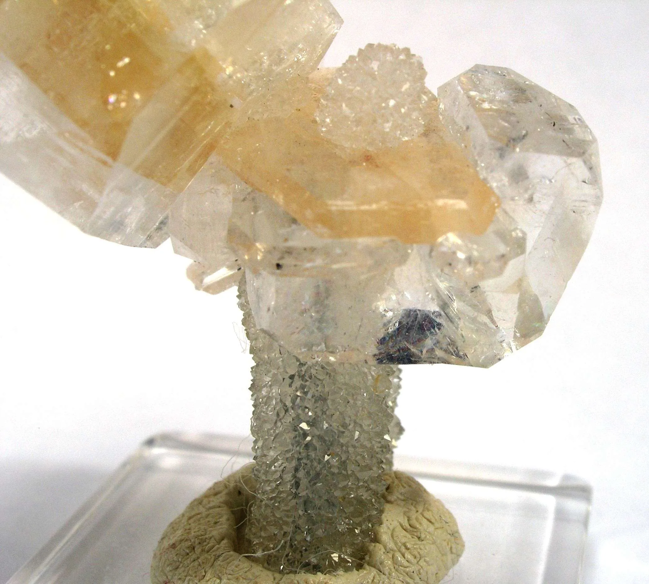 Apophyllite, Stilbite, and Chalcedony - image 4