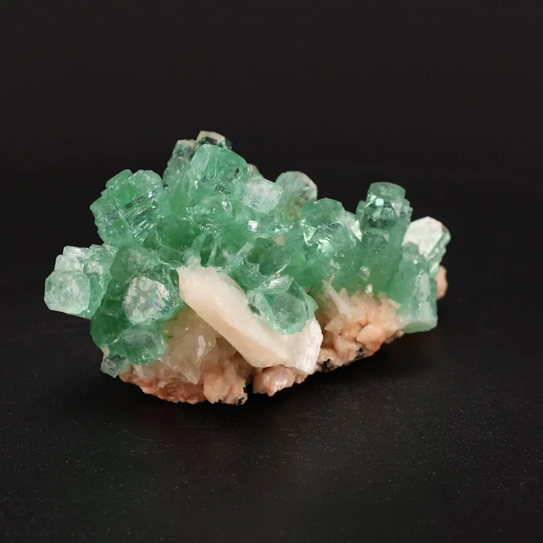 Apophyllite, Stilbite - image 2