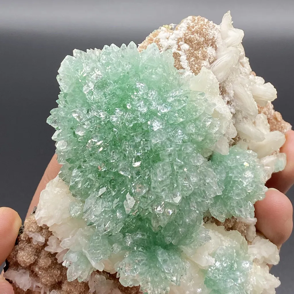 Apophyllite, Stilbite & Heulandite. Multiple Crystal Generations SMAP8156. - image 2