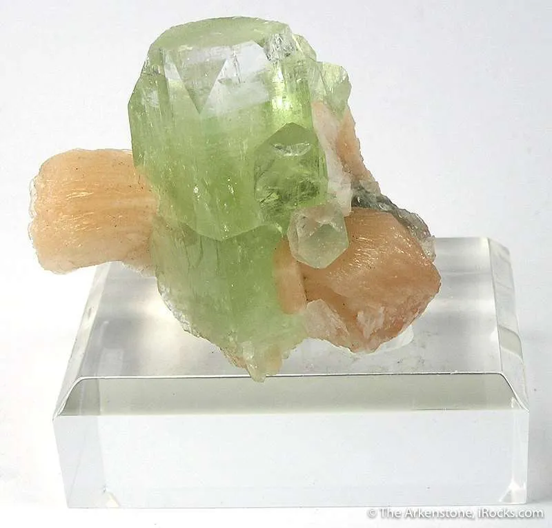 Apophyllite w/ Stilbite image