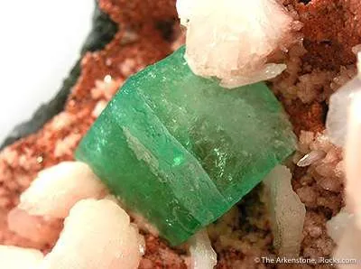 Apophyllite With Heulandite - image 2