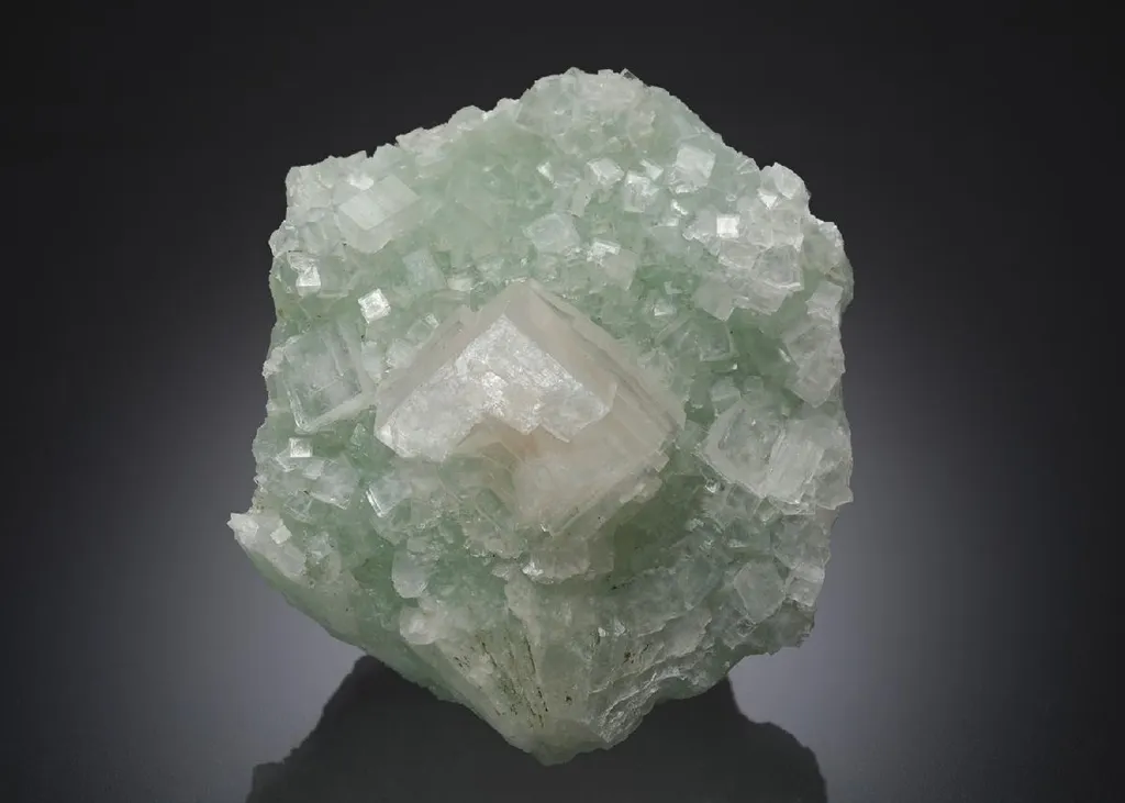 Apophyllite with Prehnite
