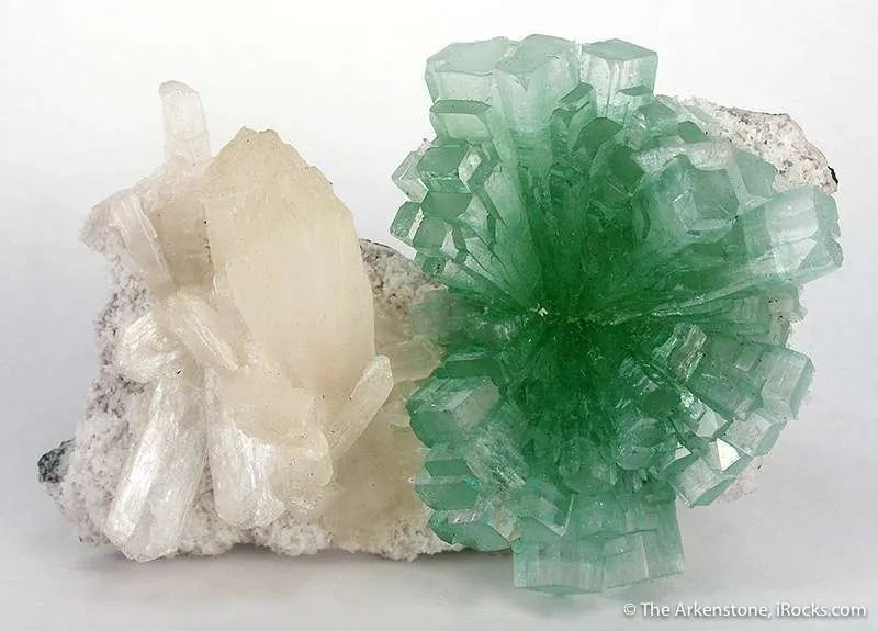 Apophyllite With Stilbite image