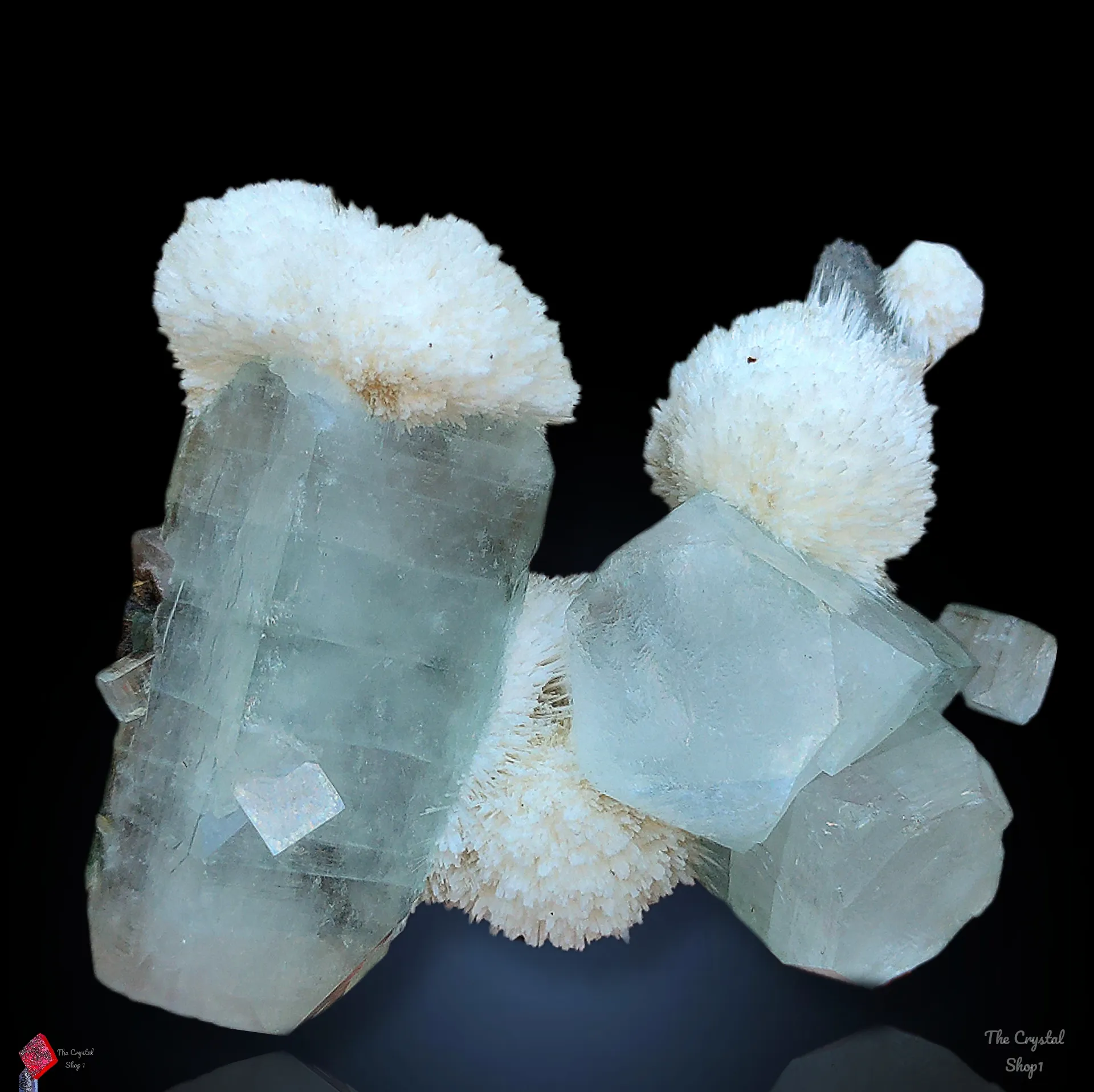 Apophyllite with Thomsonite - image 1