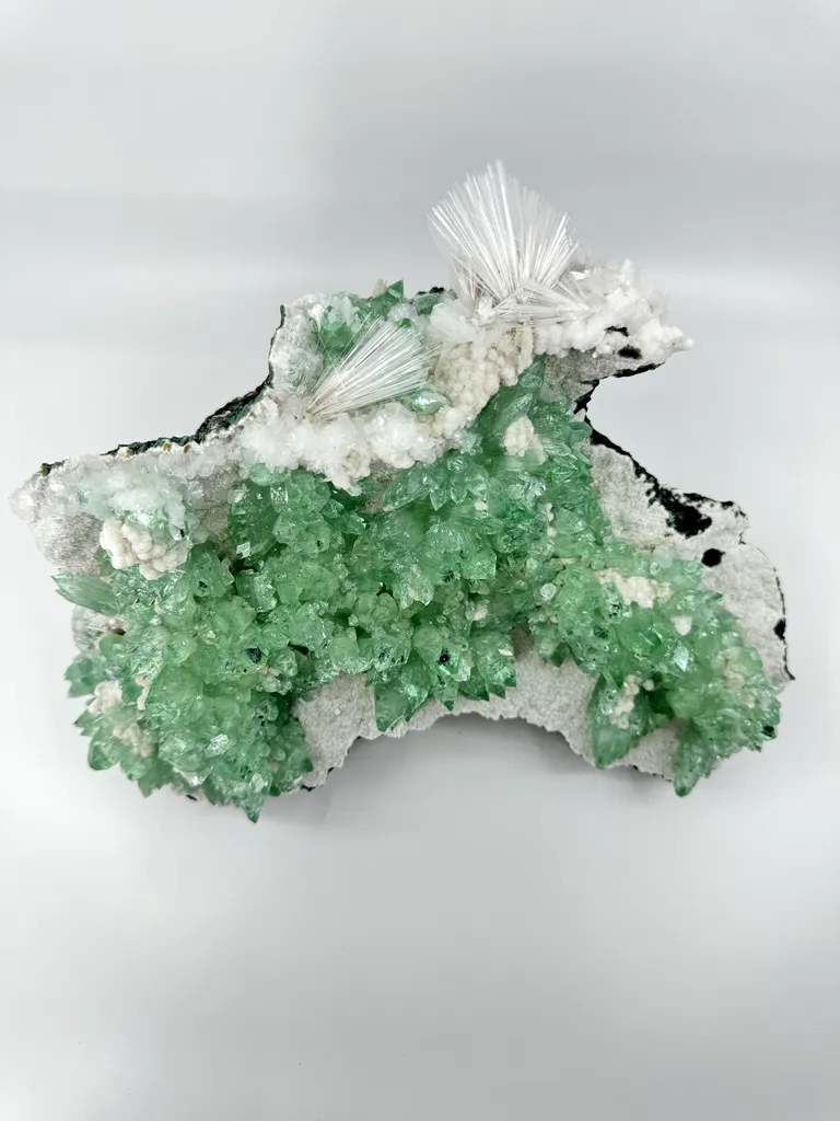 Apopylite and Mesolite - image 2