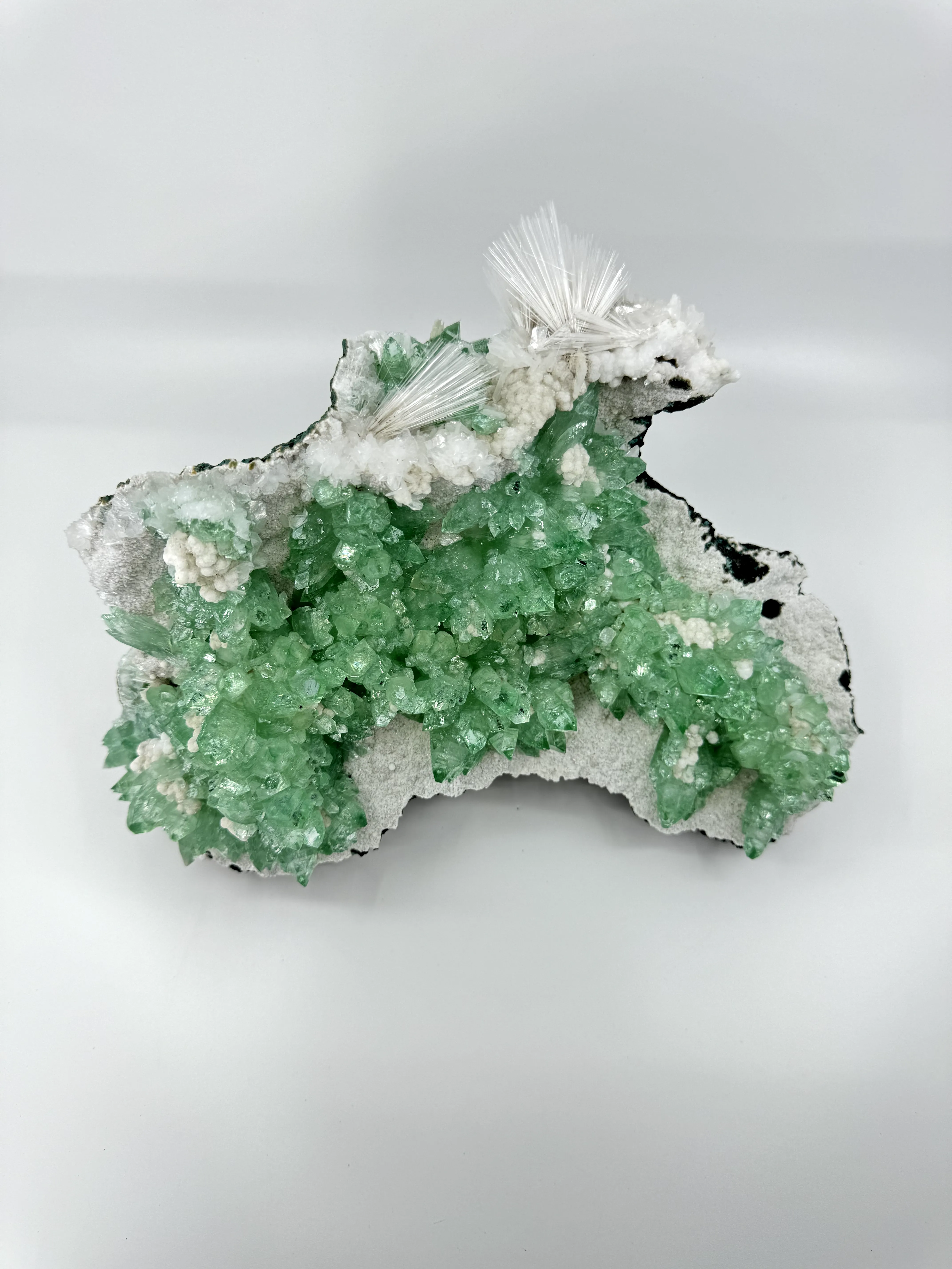 Apopylite and Mesolite - image 3