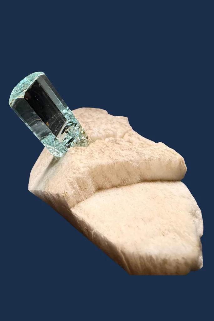 Aquamarin from Pakistan, Gilgit-Baltistan, Distrikt Shigar, Braldu Tal, Dassu image
