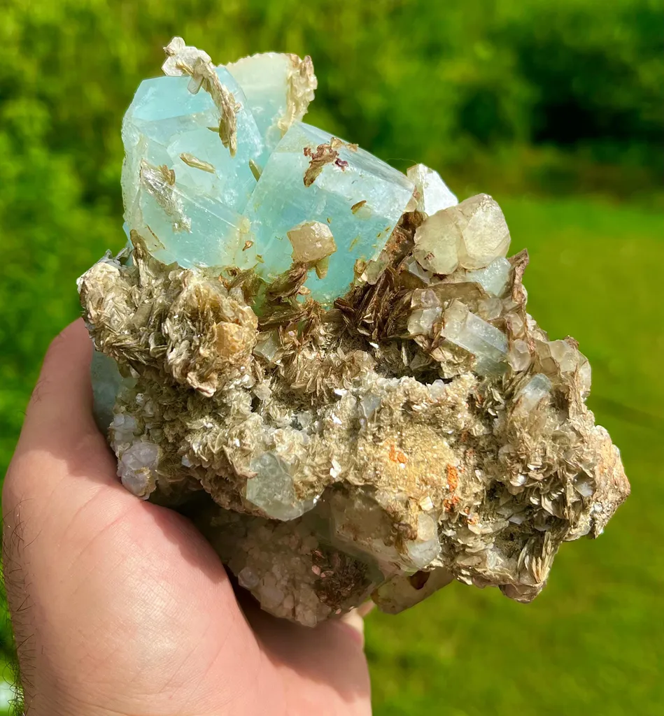 Aquamarine - image 4